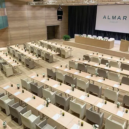 Almar And Hotel *